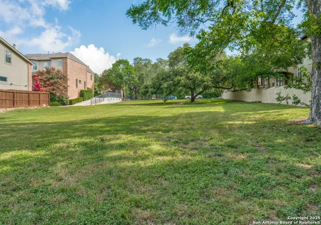 Photo 4 of Sale Pending at 614 Terrell, San Antonio, TX 78209 | MLS# 1880469 | Listing updated on 2026-08-18