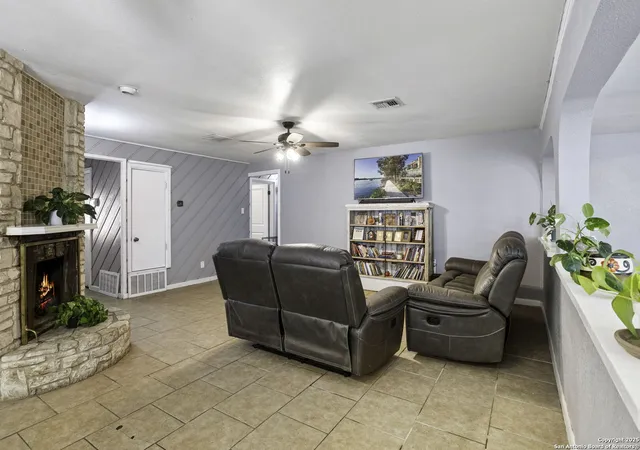 Photo 4 of Single family home for sale at 3702 Pipers Field, San Antonio, TX 78251 | MLS# 1880563 | Listing updated on 2025-12-14