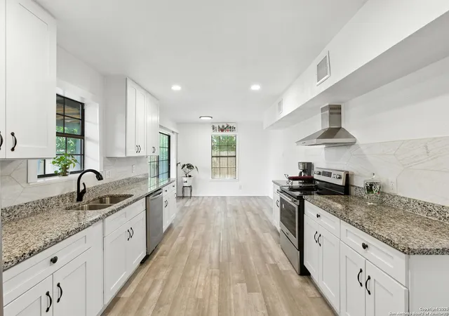 3rd image of 8265 Utopia, Selma, TX 78154 | MLS# 1880601