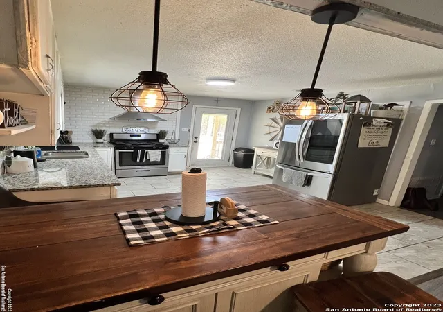 Photo 3 of Single family home for sale at 1518 Logwood Ave, San Antonio, TX 78221 | MLS# 1880604 | Listing updated on 2025-11-09
