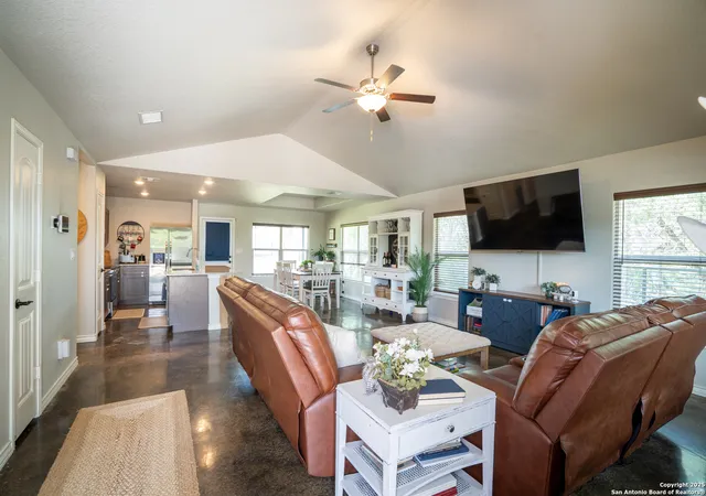 Photo 3 of Single family home for sale at 1056 Greenbriar, Canyon Lake, TX 78133 | MLS# 1880707 | Listing updated on 2025-08-25