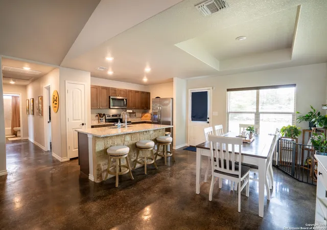 Photo 4 of Single family home for sale at 1056 Greenbriar, Canyon Lake, TX 78133 | MLS# 1880707 | Listing updated on 2025-08-25