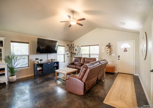 Photo 2 of Single family home for sale at 1056 Greenbriar, Canyon Lake, TX 78133 | MLS# 1880707 | Listing updated on 2025-08-25
