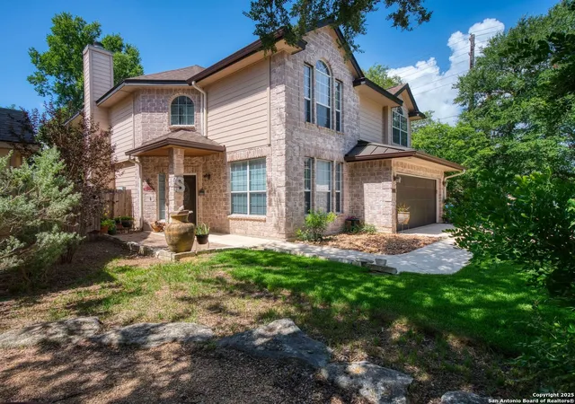 Photo 2 of Sale Pending at 103 Surrey Dr, Boerne, TX 78006 | MLS# 1880719 | Listing updated on 2026-03-23
