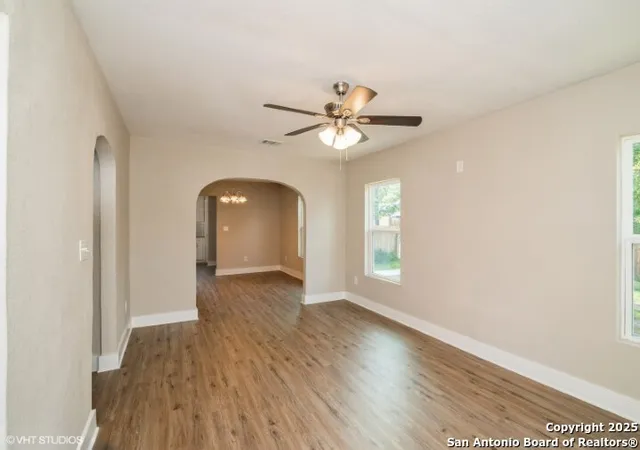 5th image of 439 Viendo, San Antonio, TX 78201 | MLS# 1880756
