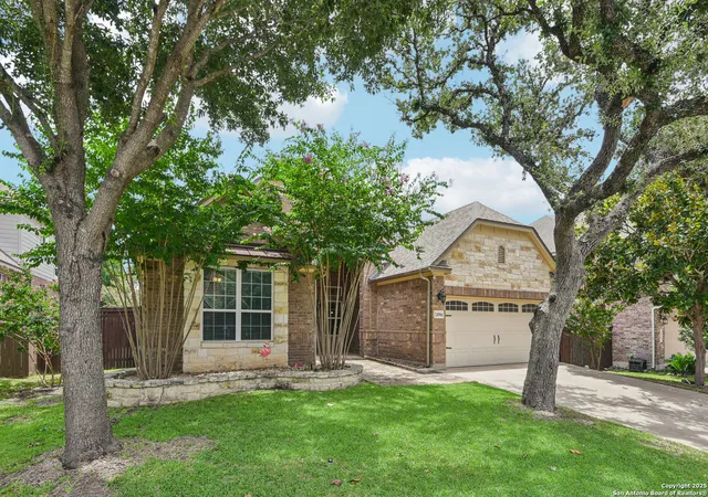 Photo 2 of Single family home for sale at 24906 Cloudy Crk, San Antonio, TX 78255 | MLS# 1880804 | Listing updated on 2025-10-31