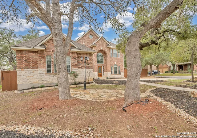 Photo 2 of Sale Pending at 327 Snowbell, San Antonio, TX 78256 | MLS# 1880810 | Listing updated on 2025-09-26