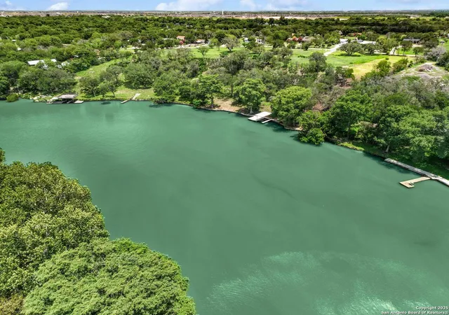 Photo 4 of Sale Pending at 505 E Zipp, New Braunfels, TX 78130 | MLS# 1880811 | Listing updated on 2025-11-04
