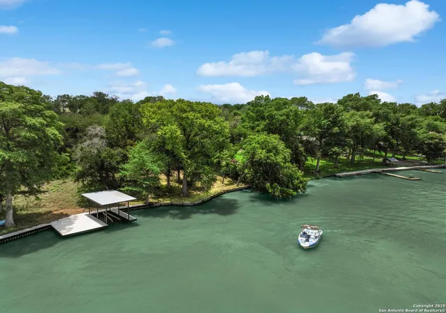 Photo 2 of Sale Pending at 505 E Zipp, New Braunfels, TX 78130 | MLS# 1880811 | Listing updated on 2025-11-04