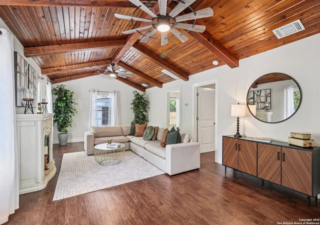 1st image of 701 W Magnolia Ave, San Antonio, TX 78212 | MLS# 1880835