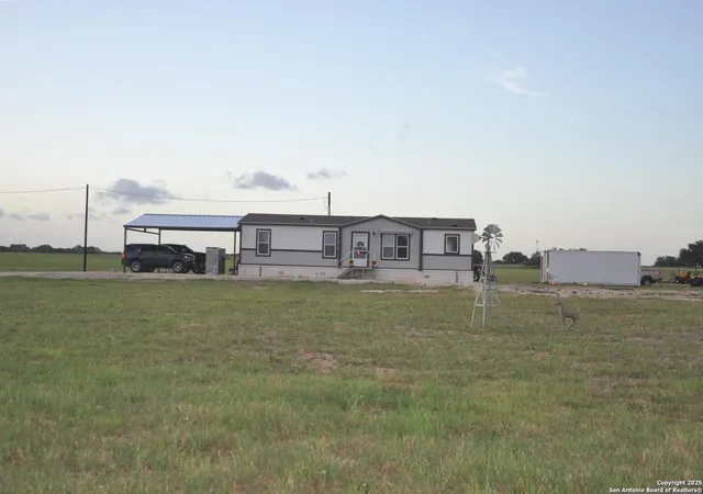 2nd image of 801 County Road 777, Devine, TX 78016 | MLS# 1880840