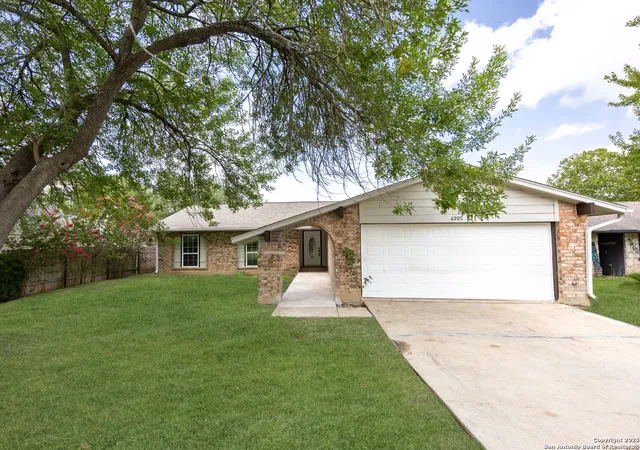 Photo 1 of Single family home for sale at 4905 Tiffany Ln, Schertz, TX 78108 | MLS# 1880907 | Listing updated on 2025-12-06