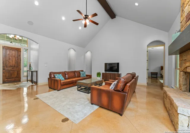 4th image of 574 Deep Water, Spring Branch, TX 78070 | MLS# 1880916
