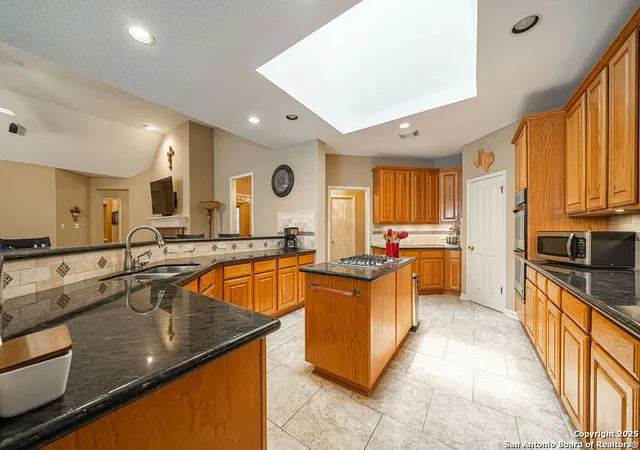Photo 4 of Sale Pending at 26304 Tiffnilee, San Antonio, TX 78255 | MLS# 1880973 | Listing updated on 2025-11-01
