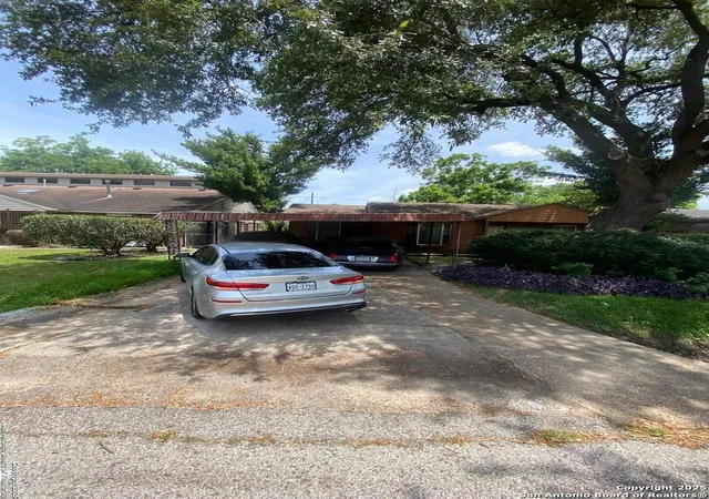 1st image of 3210 Mccrarey Dr, Houston, TX 77088 | MLS# 1880976