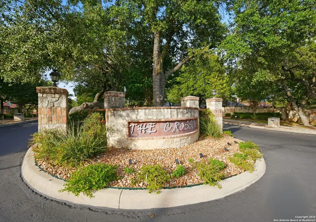 Photo 4 of Single family home for sale at 26015 Lookout Oaks, San Antonio, TX 78260 | MLS# 1880990 | Listing updated on 2025-12-10
