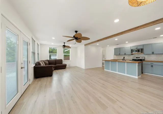 Photo 4 of Sale Pending at 12202 Holw Glen, San Antonio, TX 78233 | MLS# 1881003 | Listing updated on 2025-09-22