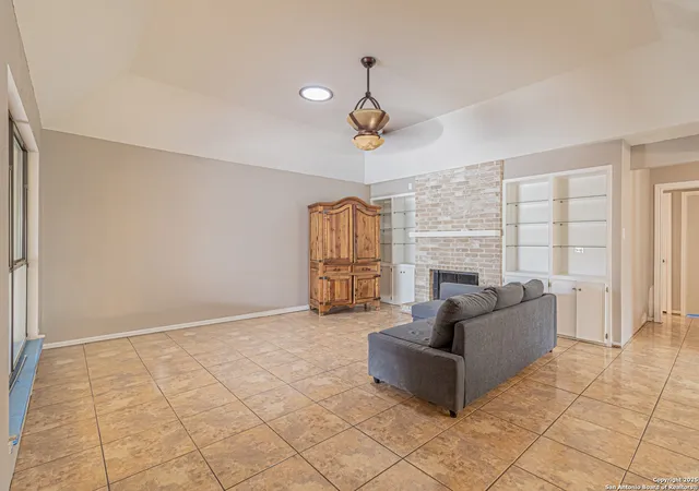 3rd image of 5832 Archwood, San Antonio, TX 78239 | MLS# 1881027