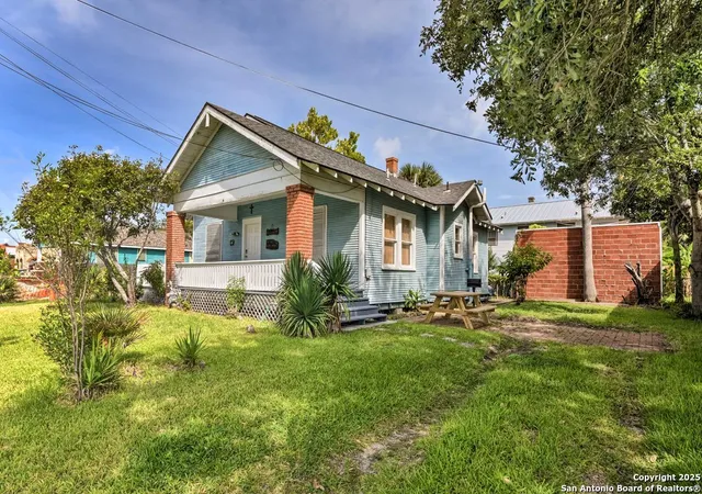 5th image of 3928 Ave S, Galveston, TX 77550 | MLS# 1881055