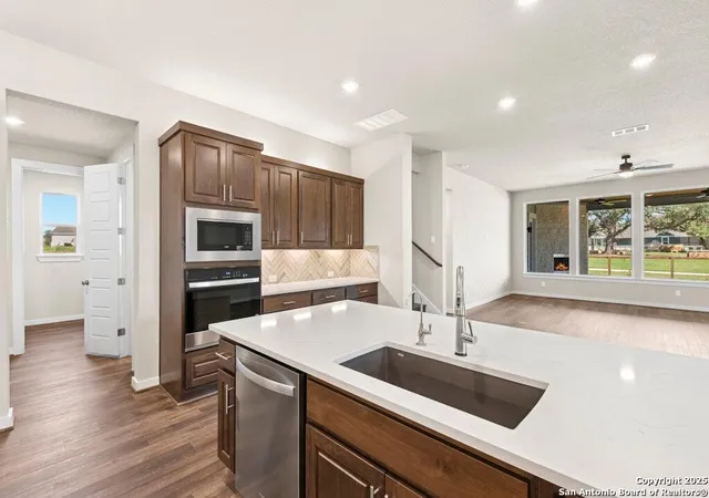image of 8131 Wellstone, Schertz, TX 78154 | MLS# 1881101
