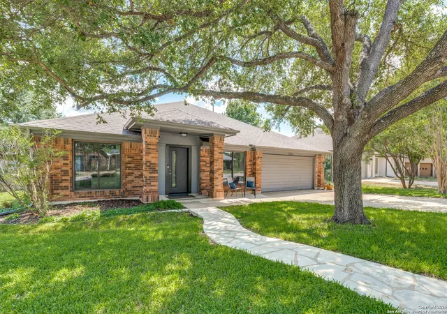 Photo 2 of Sale Pending at 7804 Vail Valley, Austin, TX 78749 | MLS# 1881124 | Listing updated on 2025-12-18