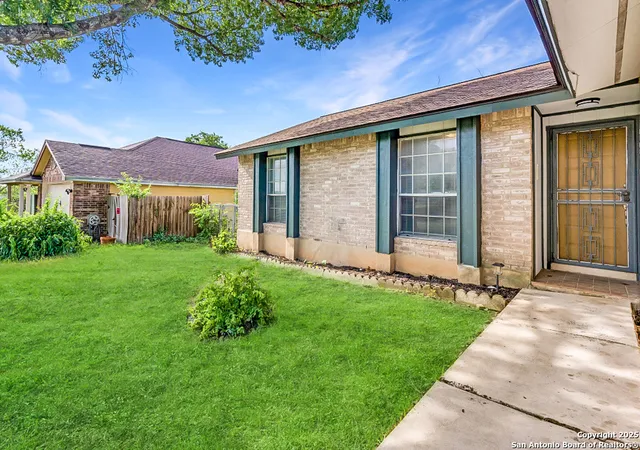 Photo 3 of Sale Pending at 4502 Sun Gate, San Antonio, TX 78217 | MLS# 1881142 | Listing updated on 2025-09-10