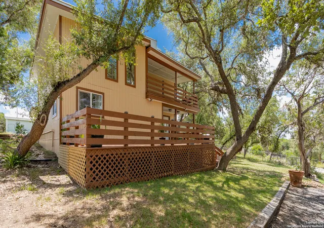 4th image of 267 Angel Dr, Lakehills, TX 78063 | MLS# 1881149