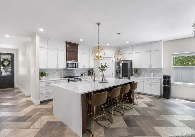 Photo 1 of Single family home for sale at 303 Pendleton, San Antonio, TX 78204 | MLS# 1881184 | Listing updated on 2025-12-02