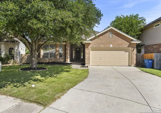 Homes for sale in New Braunfels, TX | 665 La Bahia Loop, New Braunfels, TX 78132 | MLS# 1881214