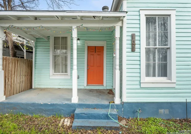 Photo 1 of Single family home for sale at 101 Alder, San Antonio, TX 78202 | MLS# 1881234 | Listing updated on 2025-10-17