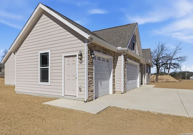 Photo 3 of Single family home for sale at 21127 Prairie Rose, San Antonio, TX 78264 | MLS# 1881239 | Listing updated on 2026-09-11