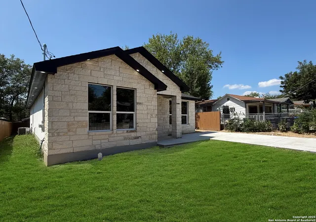 Homes for sale in San Antonio, TX | 419 N San Ignacio Ave, San Antonio, TX 78228 | MLS# 1881275