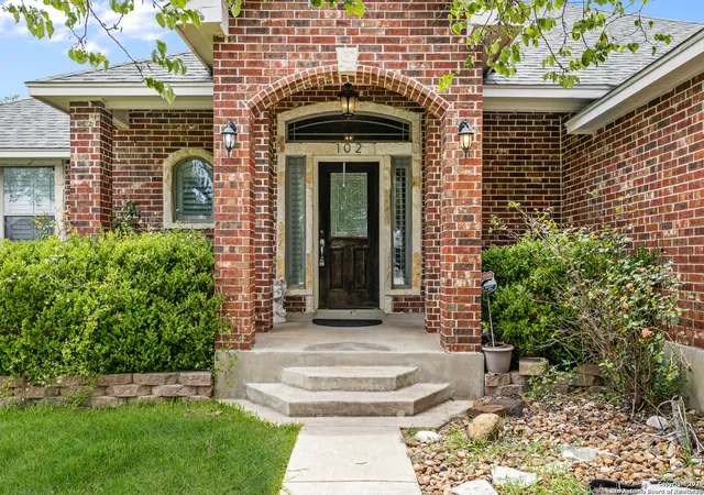 Photo 3 of Sale Pending at 102 Westhaven, Floresville, TX 78114 | MLS# 1881318 | Listing updated on 2025-09-18