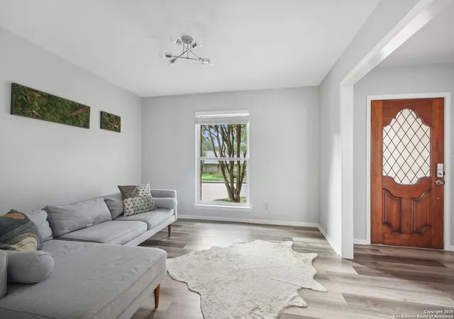 5th image of 622 Many Oaks St, San Antonio, TX 78232 | MLS# 1881327