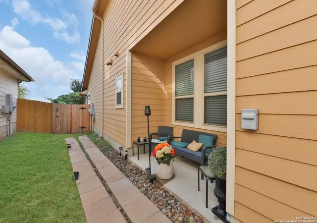 Photo 3 of Sale Pending at 7515 Virtuoso, San Antonio, TX 78266 | MLS# 1881334 | Listing updated on 2025-09-04