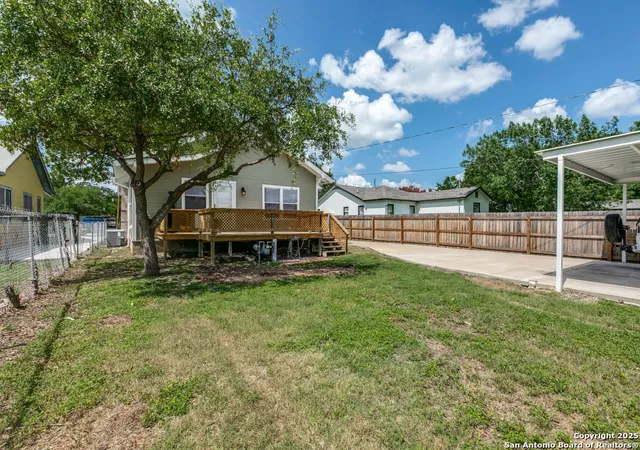 Homes for sale in San Antonio, TX | 2020 W Mulberry, San Antonio, TX 78201 | MLS# 1881391