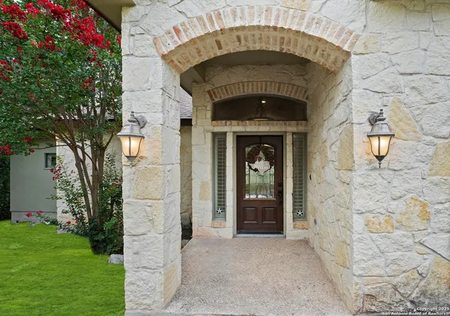 Photo 1 of Single family home for sale at 14041 Iron Horse Way, Helotes, TX 78023 | MLS# 1881398 | Listing updated on 2025-12-20