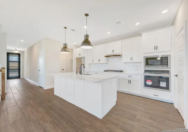 Photo 3 of Sale Pending at 8207 Wellstone, Schertz, TX 78154 | MLS# 1881526 | Listing updated on 2026-01-04