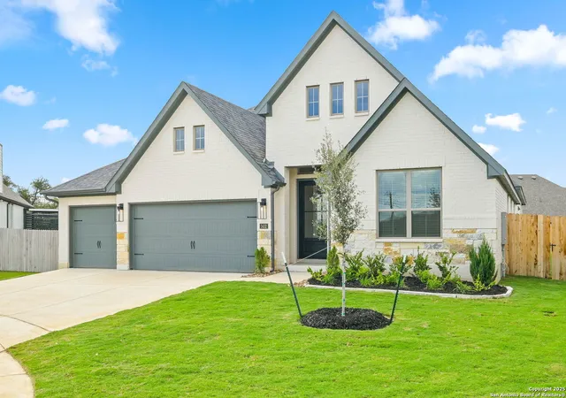Photo 3 of Single family home for sale at 1432 Gifford Park, Bulverde, TX 78163 | MLS# 1881537 | Listing updated on 2025-11-06