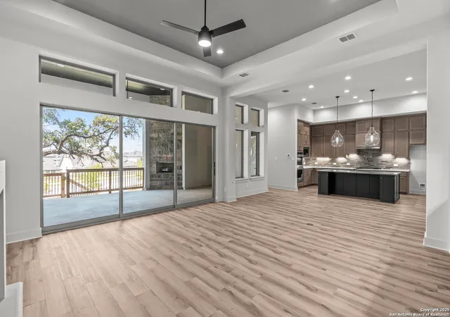 Photo 3 of Sale Pending at 405 Dulce Vista, San Antonio, TX 78228 | MLS# 1881575 | Listing updated on 2026-01-02