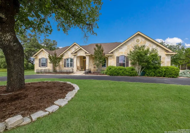 Photo 1 of Sale Pending at 418 River Mountain, Boerne, TX 78006 | MLS# 1881578 | Listing updated on 2025-09-14