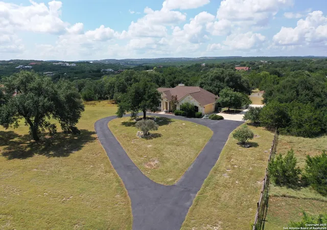 Photo 3 of Sale Pending at 418 River Mountain, Boerne, TX 78006 | MLS# 1881578 | Listing updated on 2025-09-14