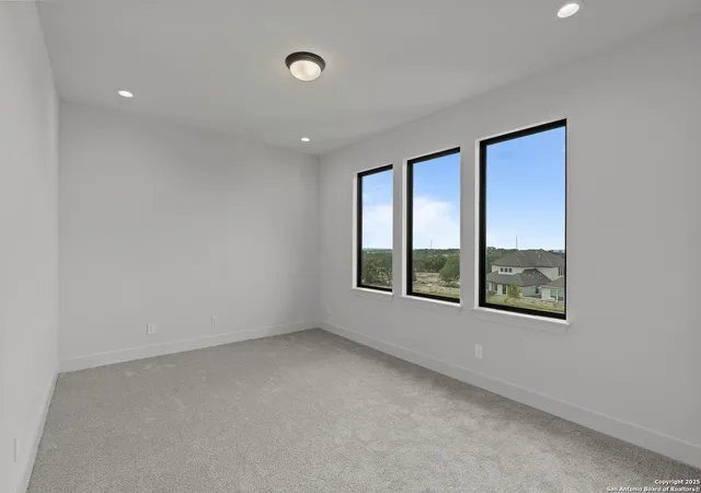 Photo 3 of Single family home for sale at 337 Dulce Vista, San Antonio, TX 78228 | MLS# 1881585 | Listing updated on 2025-11-12