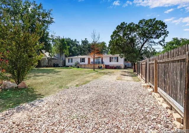 4th image of 2681 Crazyhorse Pass, Austin, TX 78734 | MLS# 1881607