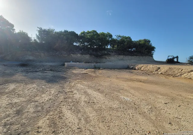 Photo 1 of Land for sale at 1227 Lake Dr, Spring Branch, TX 78070 | MLS# 1881641 | Listing updated on 2025-10-14