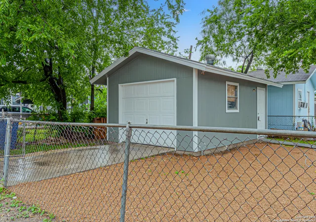Homes for sale in San Antonio, TX | 1303 22Nd, San Antonio, TX 78207 | MLS# 1881655