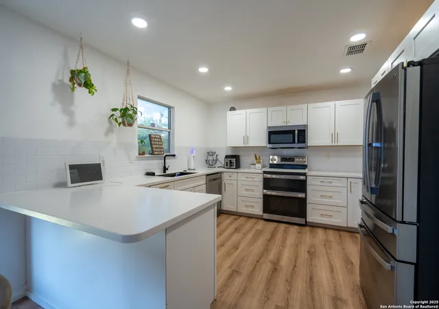 4th image of 519 Donalan, Converse, TX 78109 | MLS# 1881742