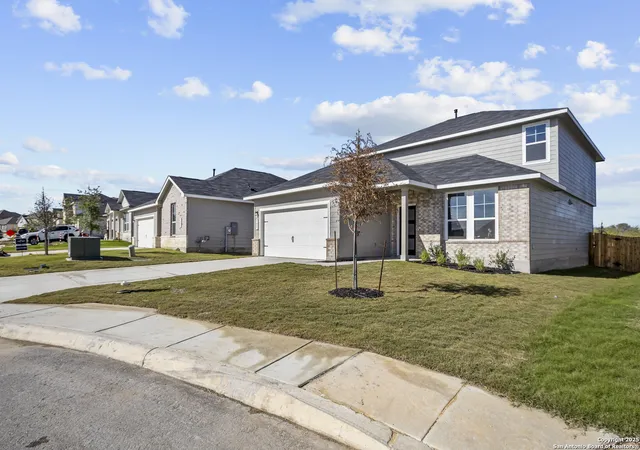 Photo 3 of Sale Pending at 3457 Meteor Night, Converse, TX 78109 | MLS# 1881809 | Listing updated on 2026-02-05
