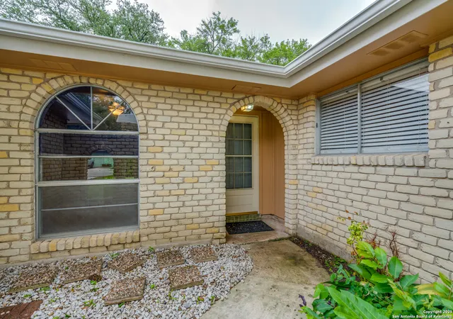 Photo 1 of Sale Pending at 106 Dalewood, Converse, TX 78109 | MLS# 1881823 | Listing updated on 2025-09-16