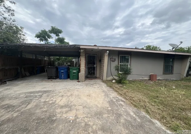 Photo 1 of Sale Pending at 251 Shasta, San Antonio, TX 78221 | MLS# 1881901 | Listing updated on 2025-12-23